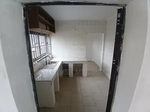 3bdrm Apartment in Madina Libya 🇱🇾, Zongo Junction for rent