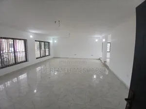 3bdrm Apartment in Madina Libya 🇱🇾, Zongo Junction for rent
