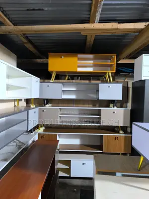 Elegant TV Stand for Massive TV Use// Laminated TV Stand
