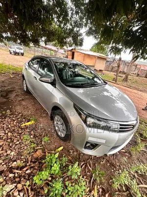 Toyota Corolla LE Eco Plus 4dr Sedan (1.8L 4cyl CVT) 2015 Silver