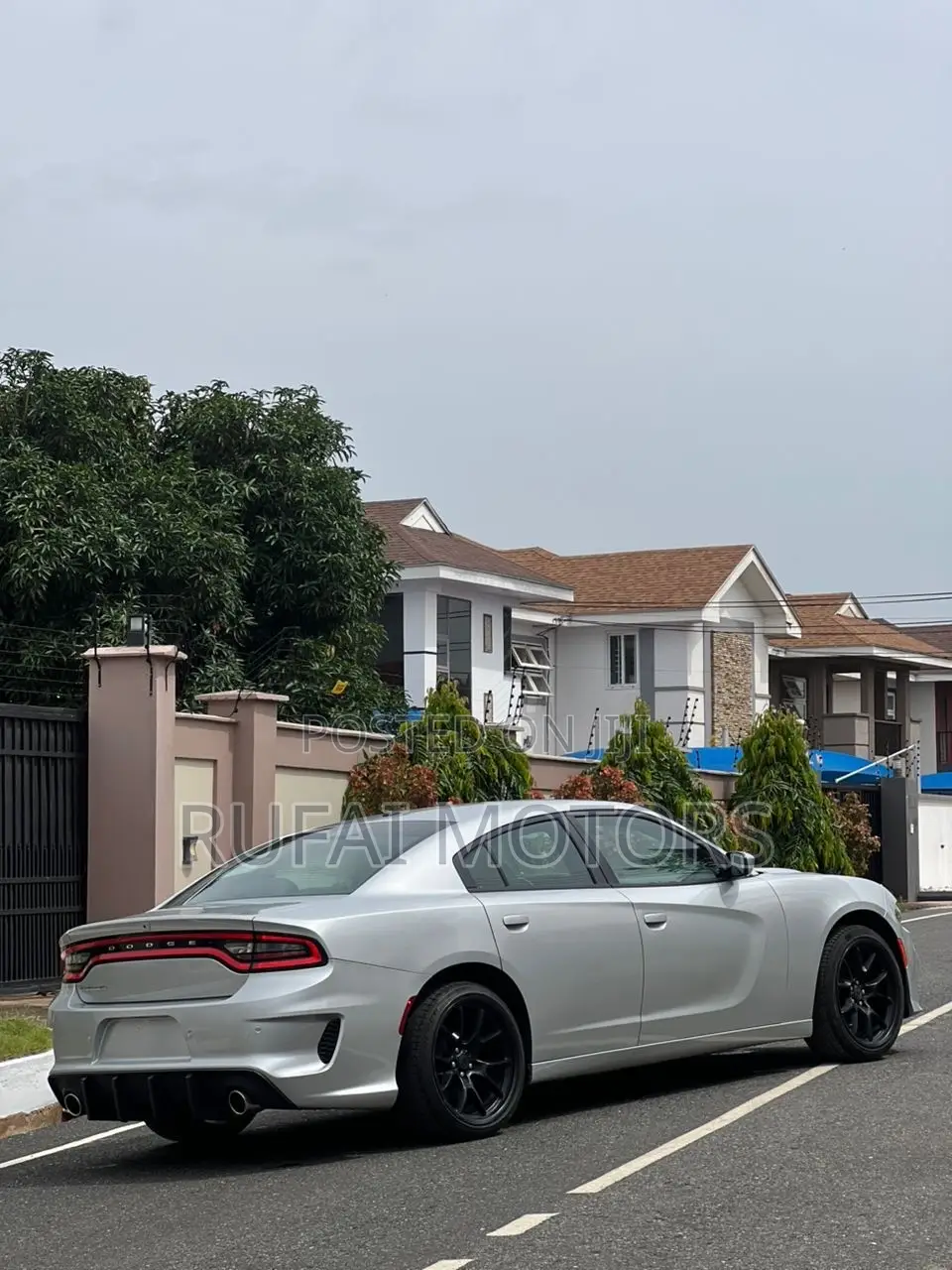 Dodge Charger 2020 Silver