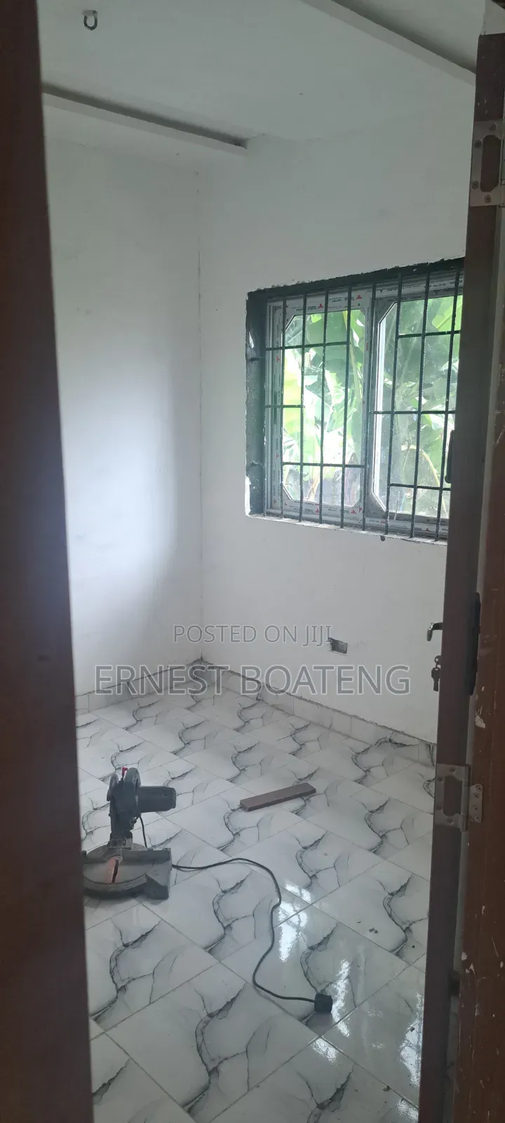 1bdrm Room & Parlour in Awutu Senya East Municipal for rent