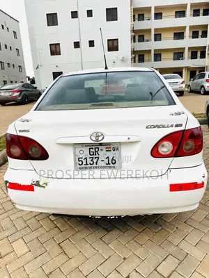 Toyota Corolla LE 2007 White