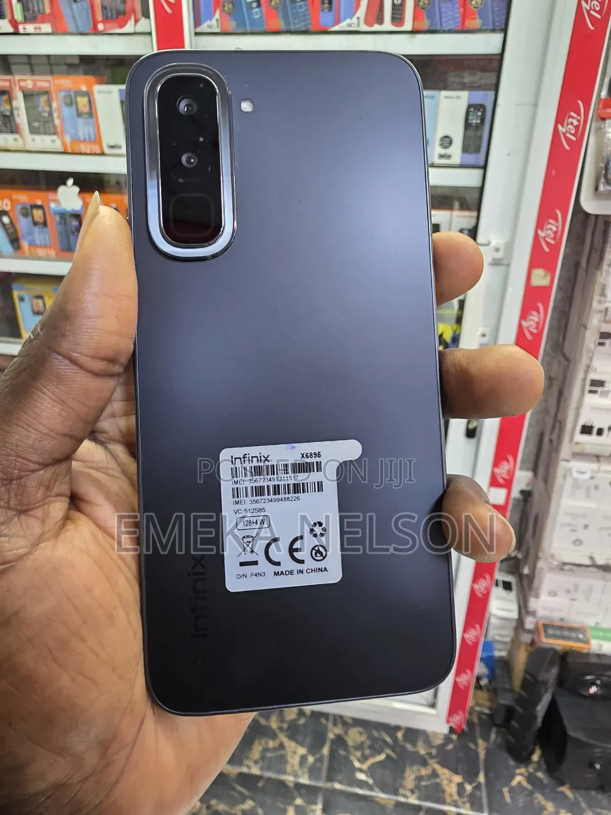 Infinix Hot 70 128 GB Black