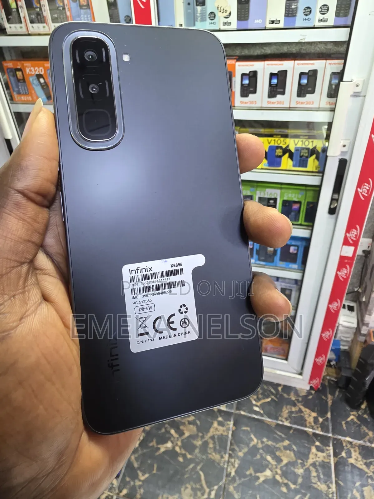 Infinix Hot 70 128 GB Black