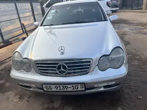 Mercedes-Benz C180 2001 Silver