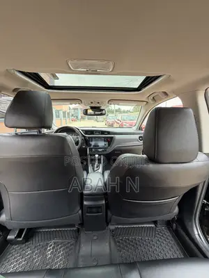 Toyota Corolla XSE (1.8L 4cyl 2A) 2018 Black