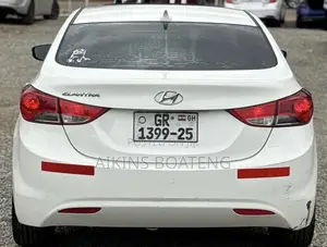 Hyundai Elantra 2013 White