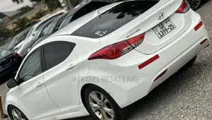 Hyundai Elantra 2013 White