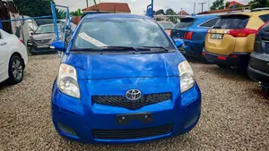 Toyota Vitz 2010 Blue