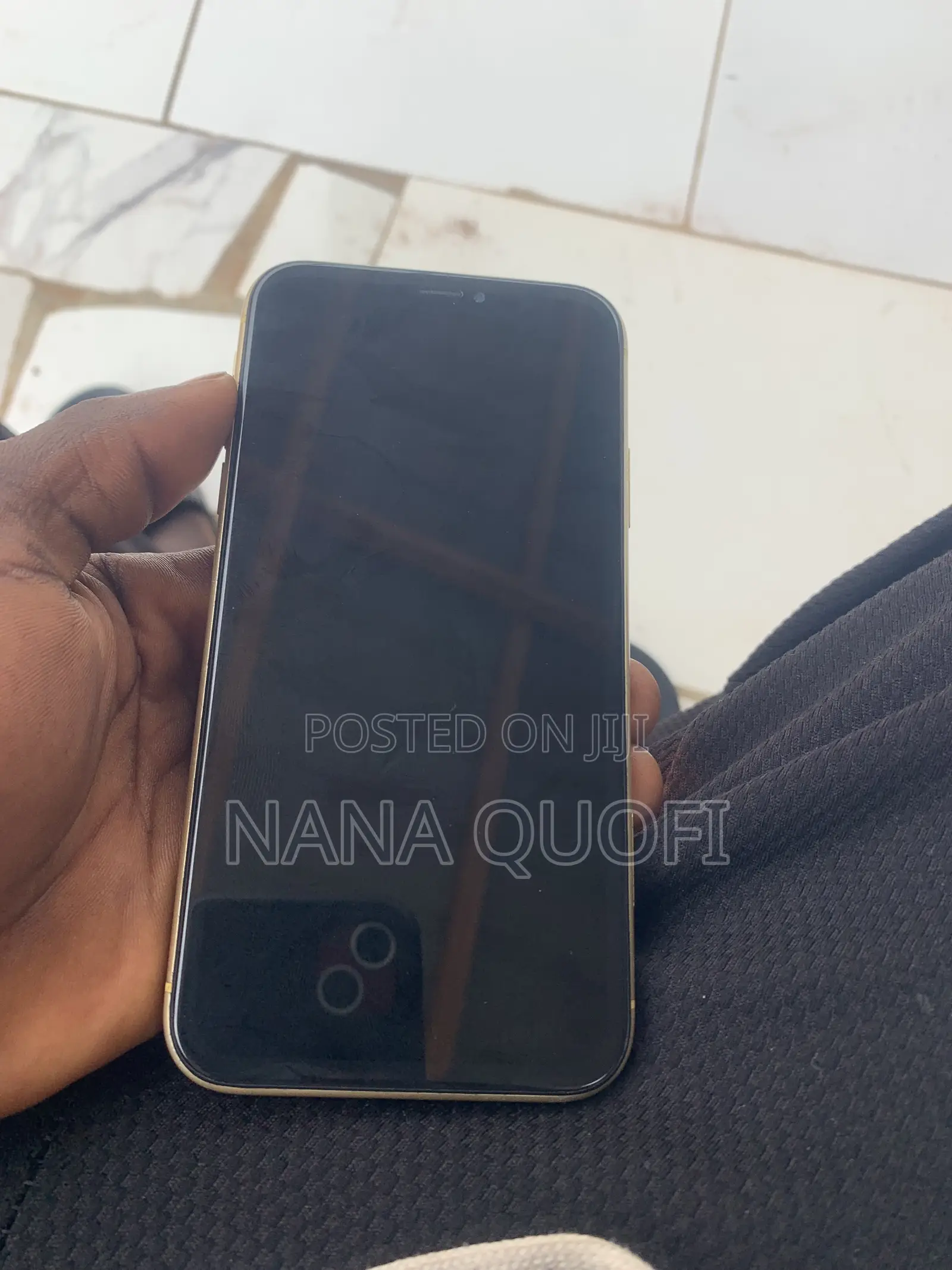 Apple iPhone XR 64 GB Red