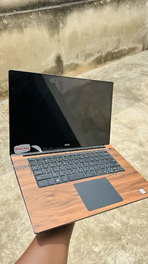 Laptop Dell XPS 15 9550 8GB Intel Core i5 SSD 256GB