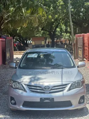 Toyota Corolla Altis 2012 Silver