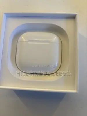 Used AirPods 4