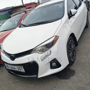 Toyota Corolla 2016 White