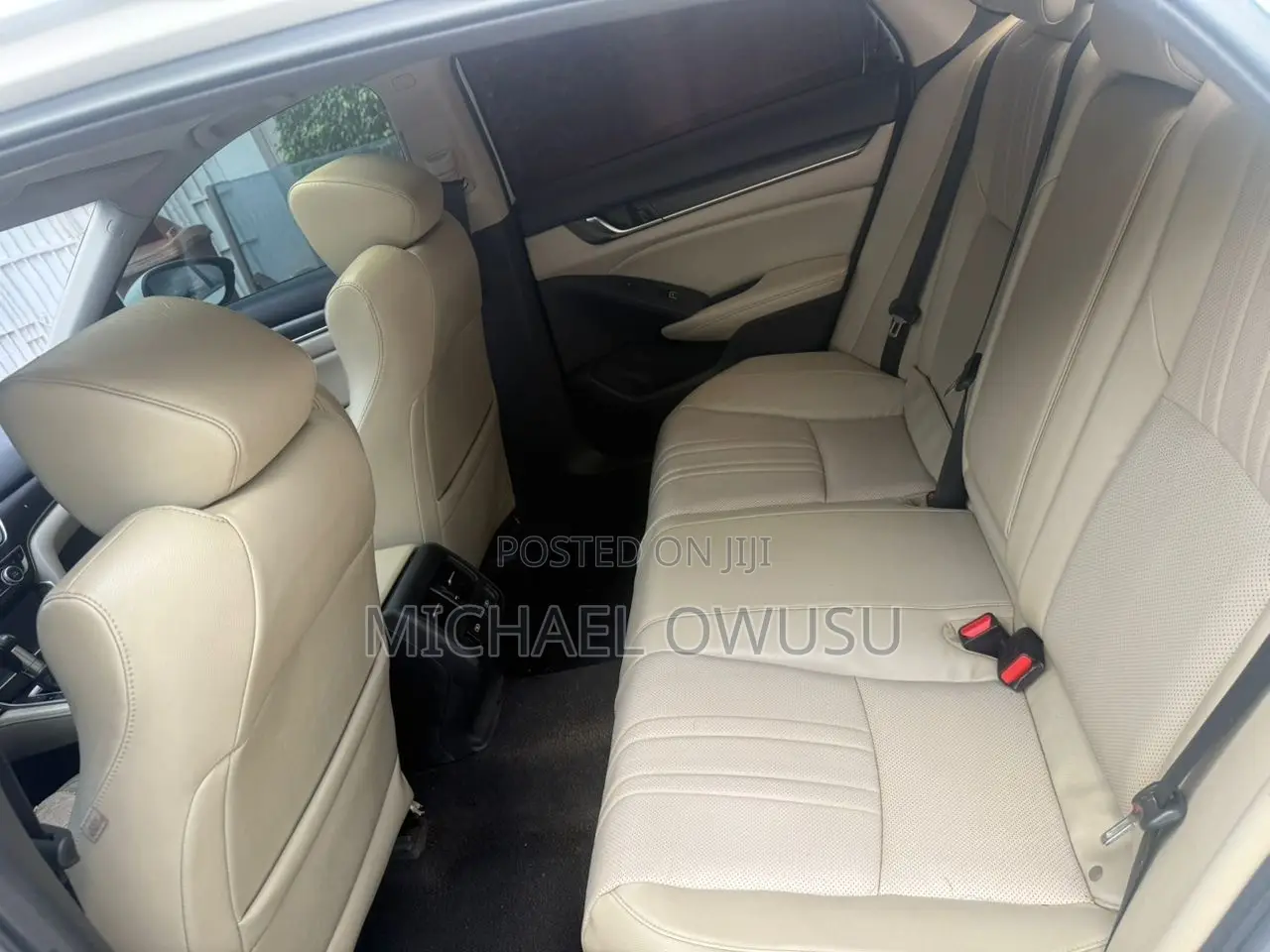 Honda Accord 2018 White