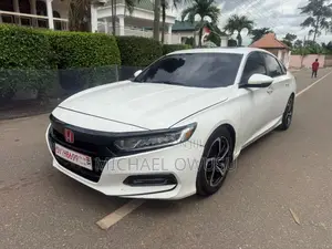 Honda Accord 2018 White