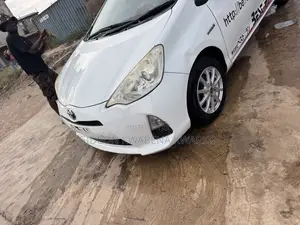 Toyota Aqua S 2014 White