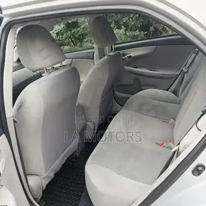 Toyota Corolla 2013 Silver