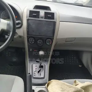 Toyota Corolla 2013 Silver