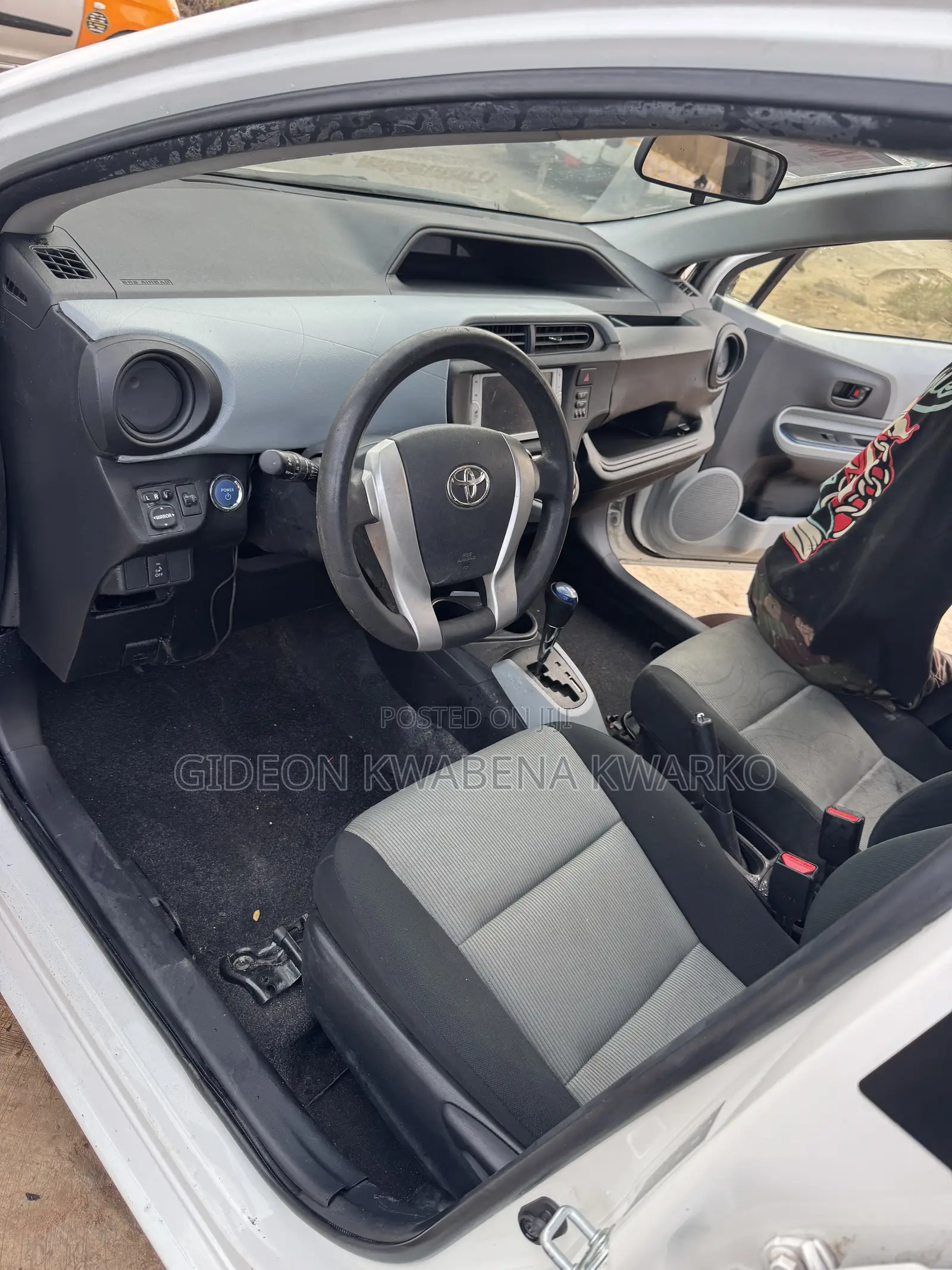 Toyota Aqua S 2014 White