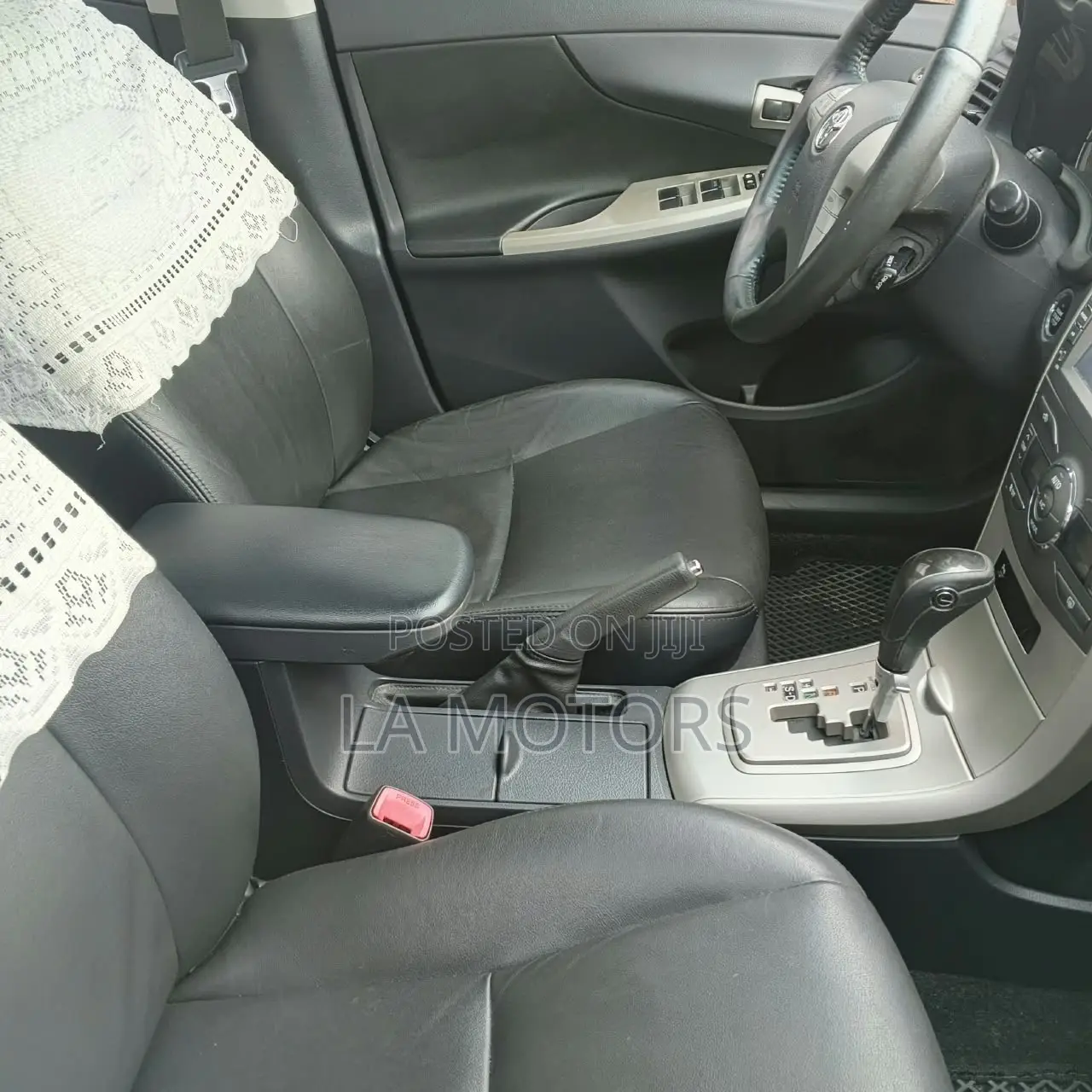 Toyota Corolla 2010 Black