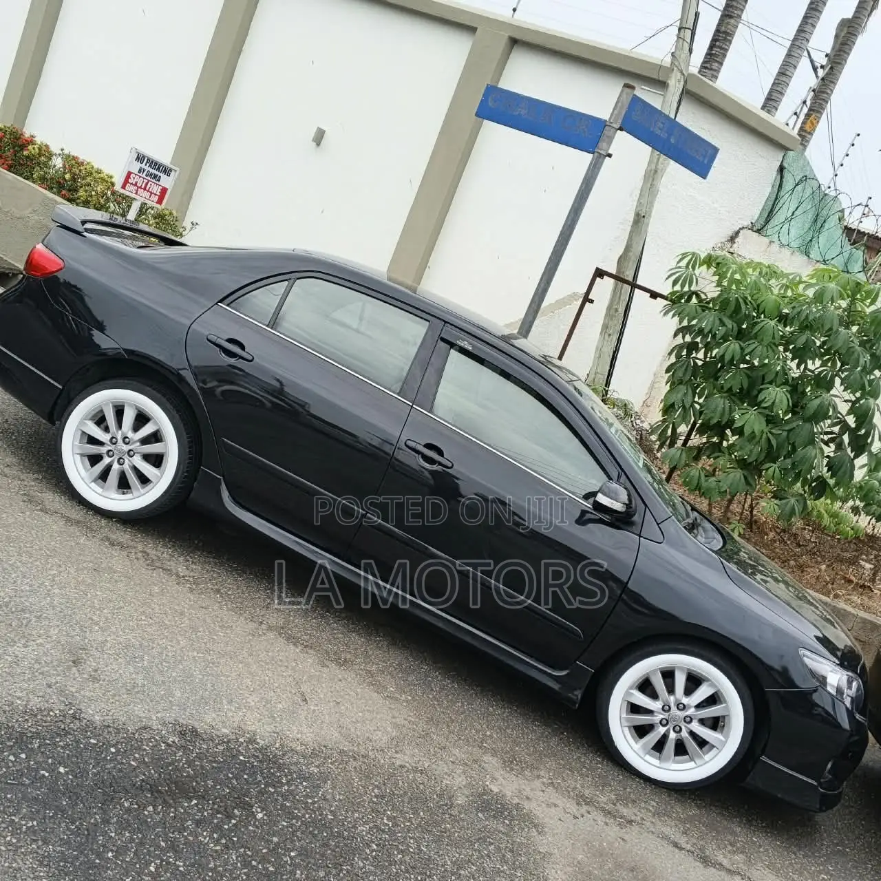 Toyota Corolla 2010 Black