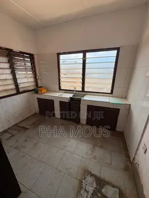 1bdrm Apartment in Mile 7 for rent