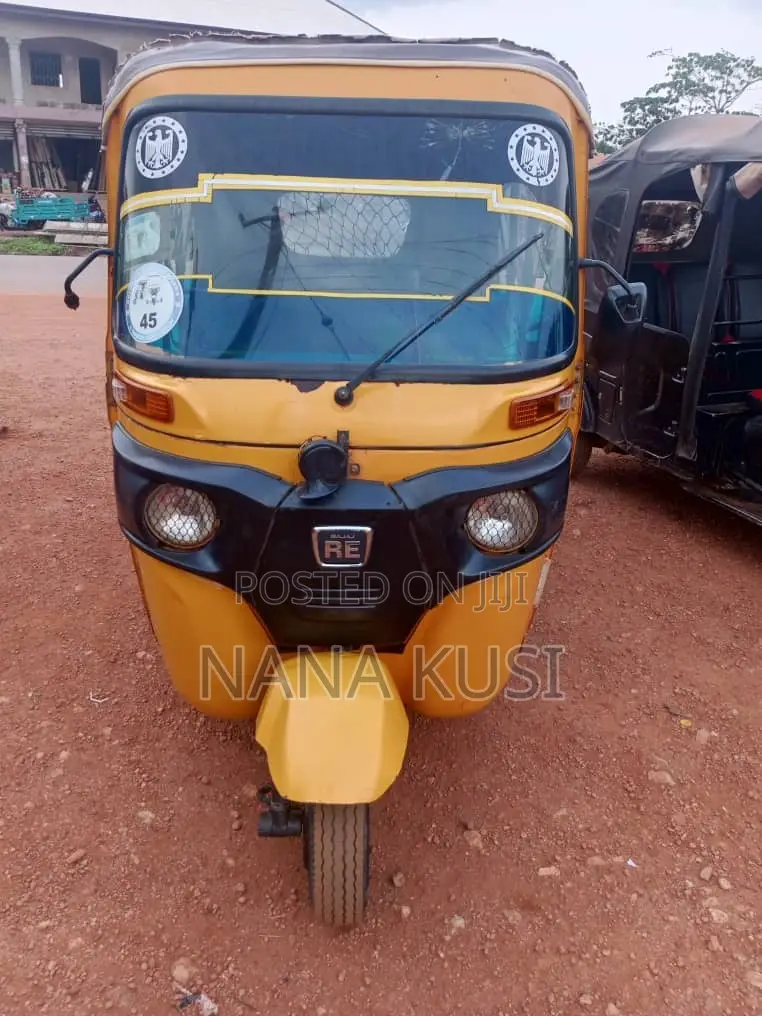 Bajaj RE 2022 Yellow