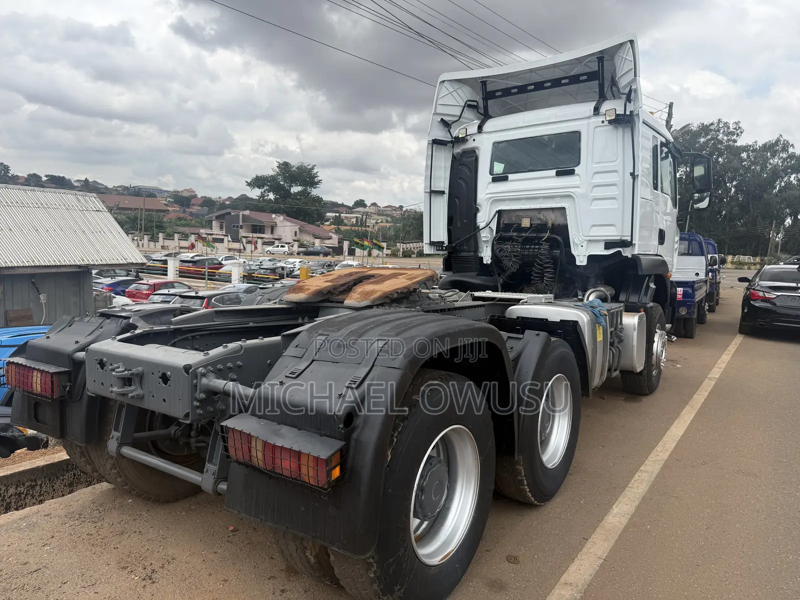 Howo Trailer 2025 White