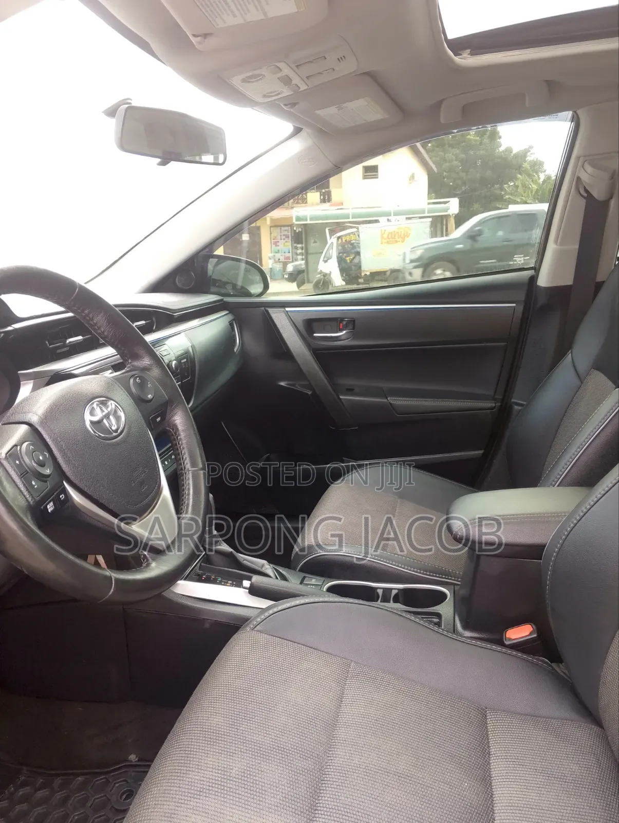 Toyota Corolla 2016 Black