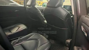 Toyota Highlander XLE 2021 Gray