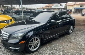 Mercedes-Benz C250 2013 Black