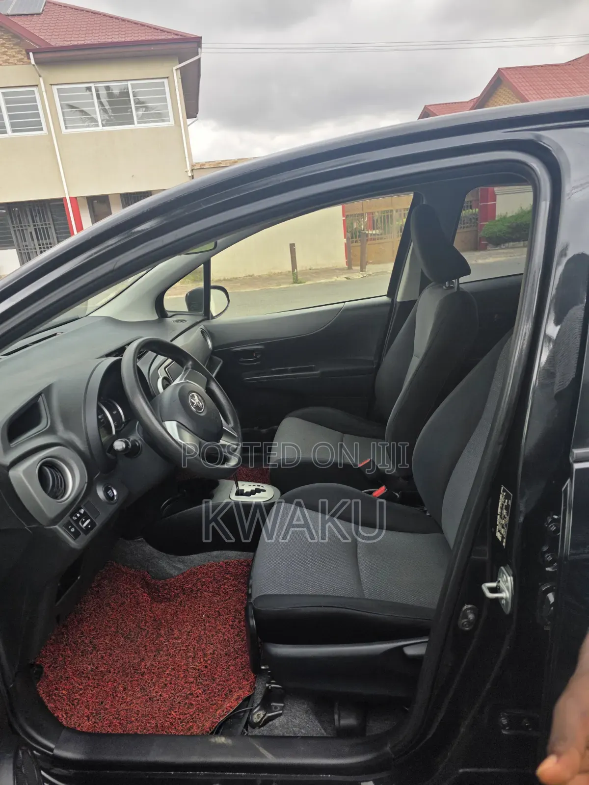Toyota Vitz 2014 Black