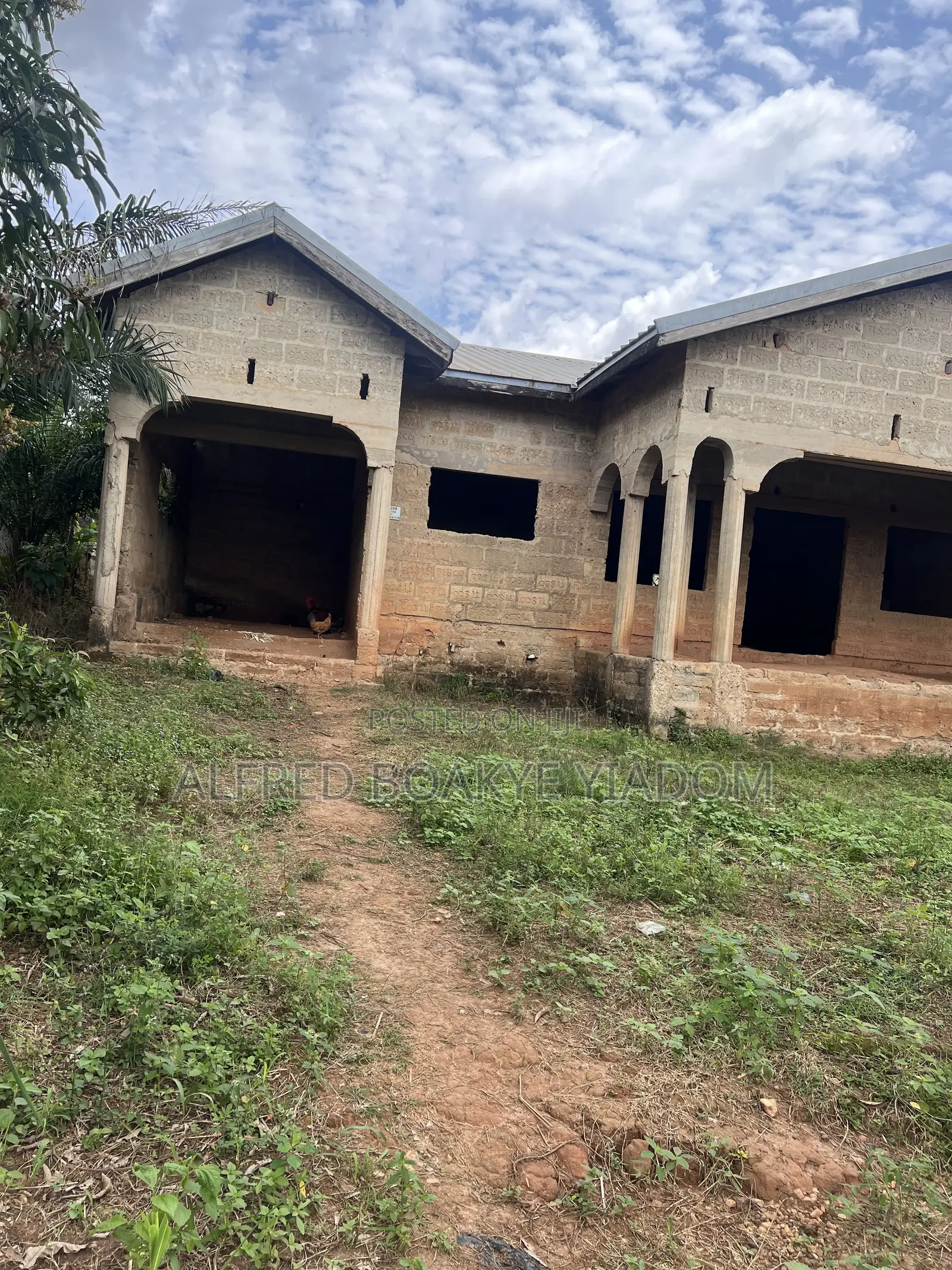 6bdrm House in Ejisu Dwinasi for sale