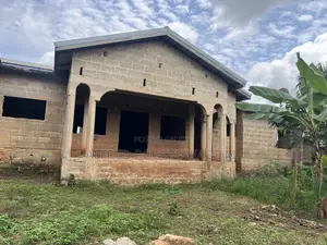 6bdrm House in Ejisu Dwinasi for sale