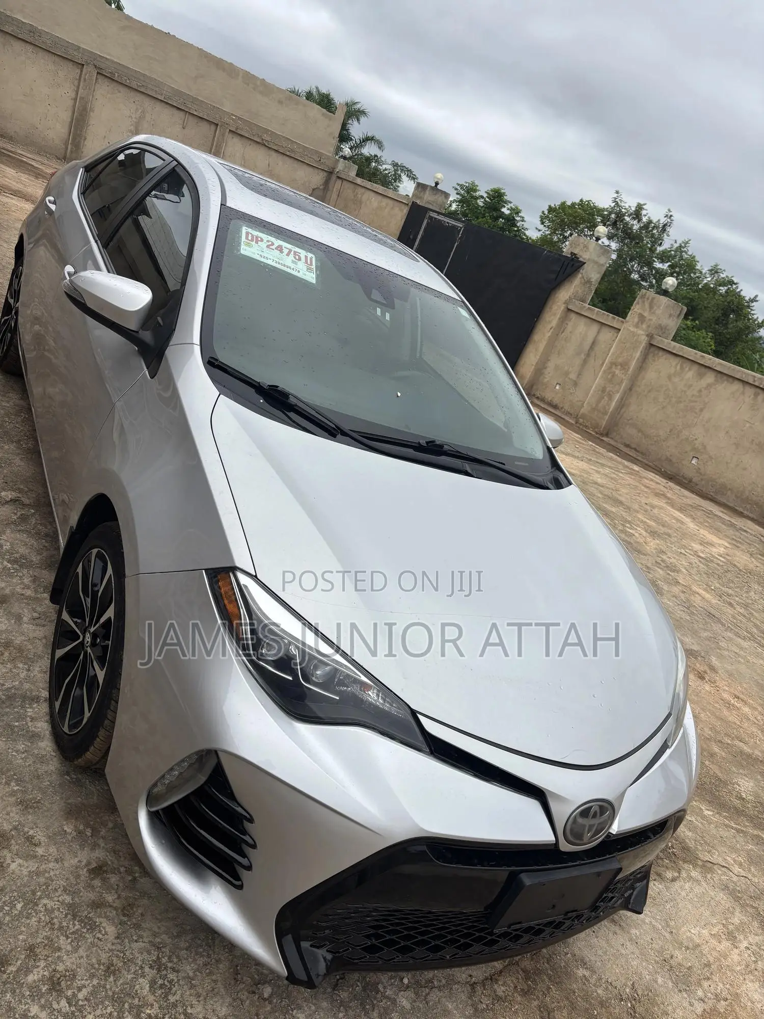 Toyota Corolla SE (1.8L 4cyl 2A) 2018 Silver