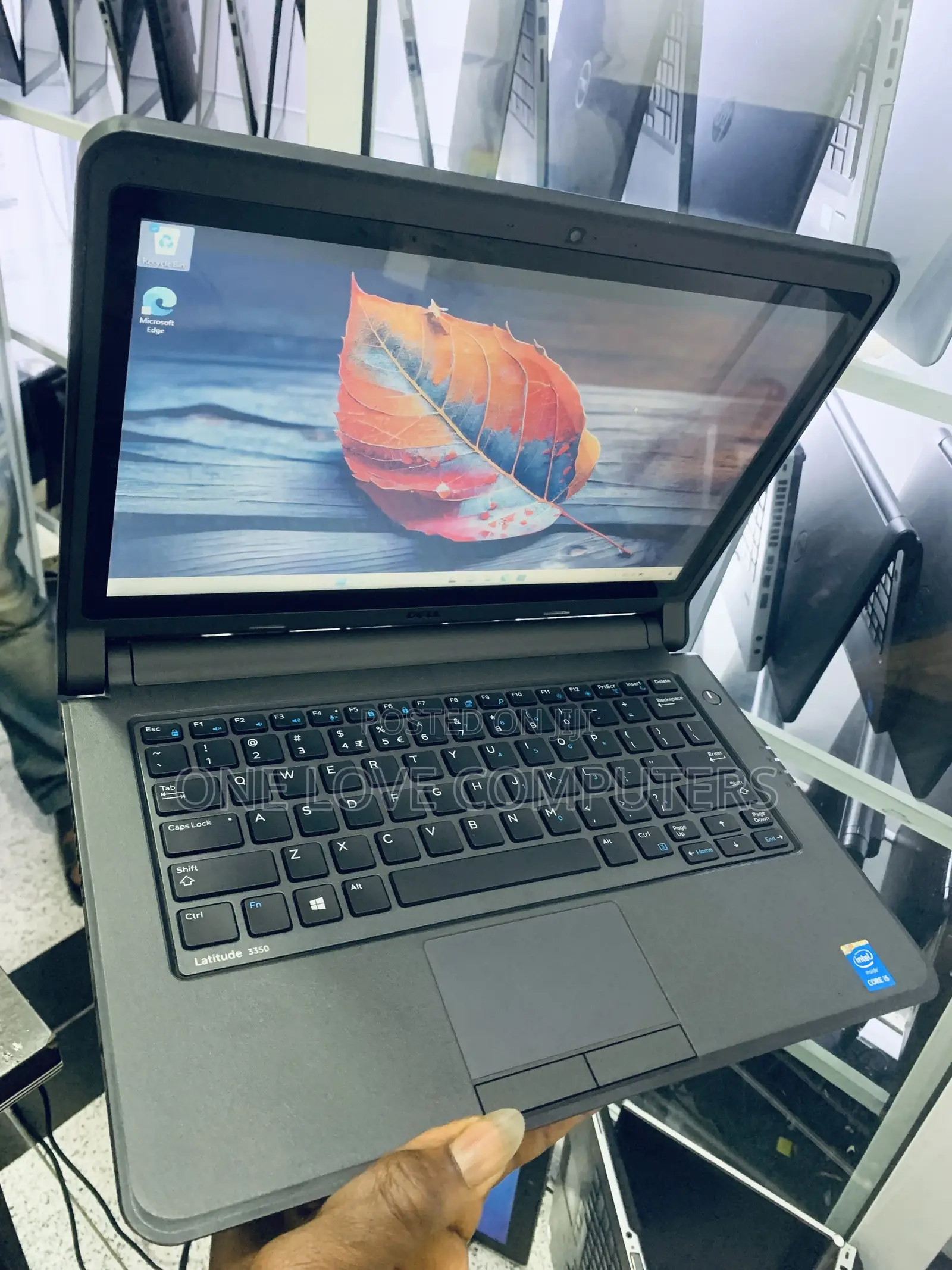Laptop Dell Latitude 3350 8GB Intel Core i5 SSD 256GB