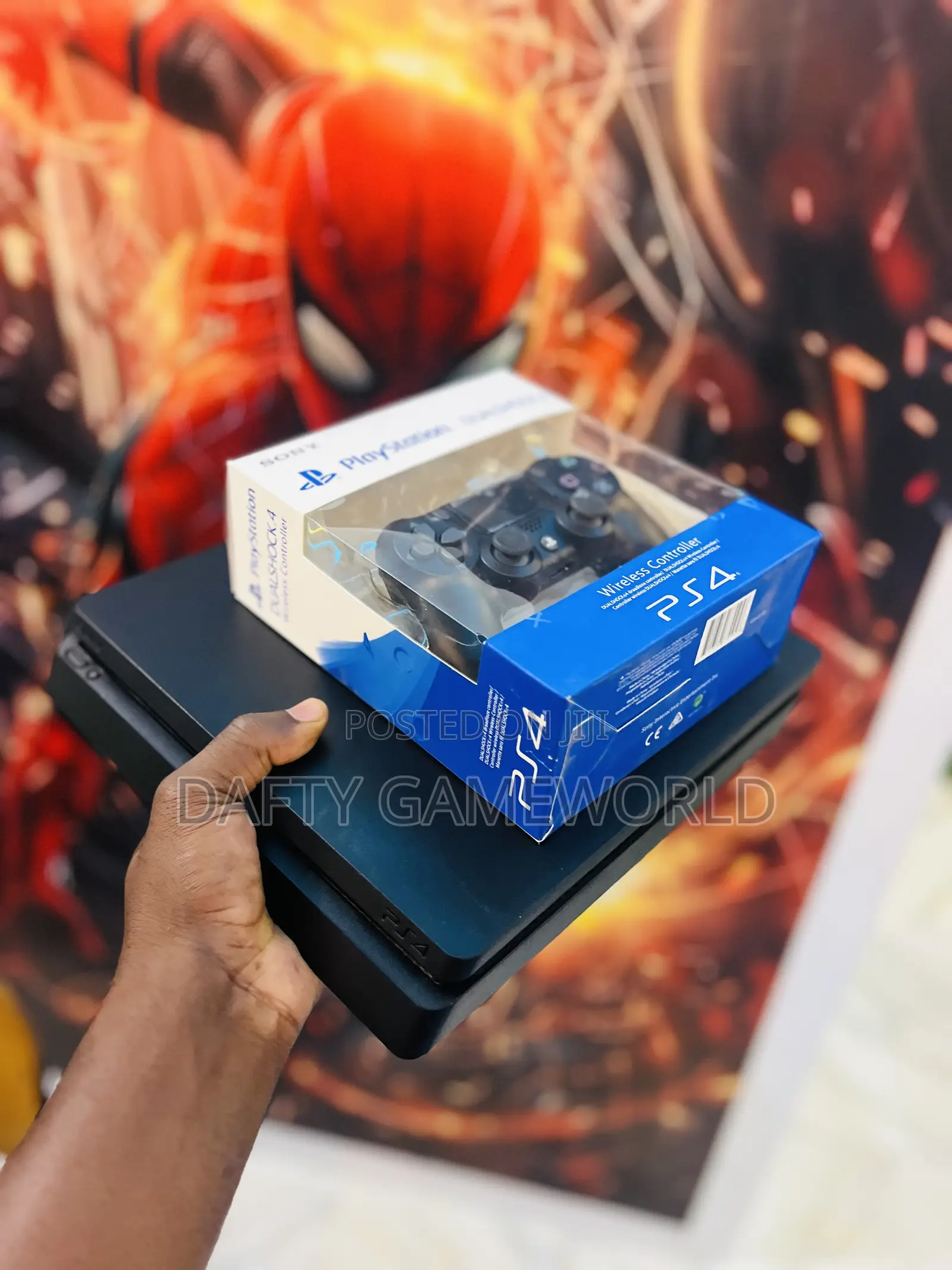 Ps4 Slim  With Loaded Games and 2 Controllers