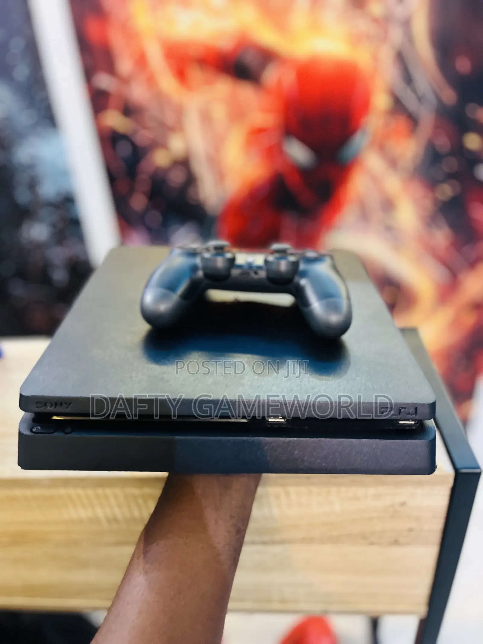 Ps4 Slim  With Loaded Games and 2 Controllers
