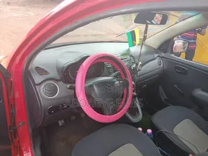 Hyundai I10 2010 Red