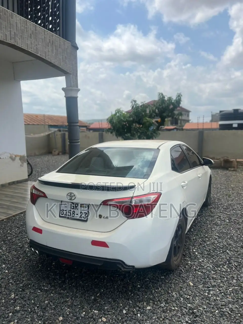 Toyota Corolla LE 4dr Sedan (1.8L 4cyl CVT) 2016 White