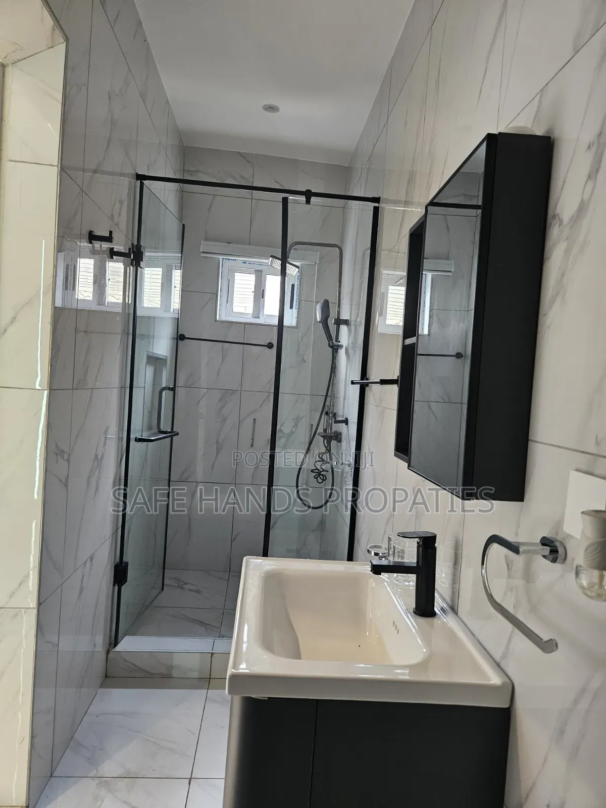 3bdrm House in Accra Metropolitan for sale