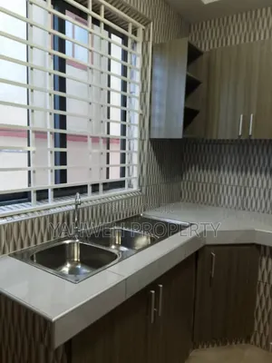 2bdrm Apartment in Sakumono, Baatsona Total for rent