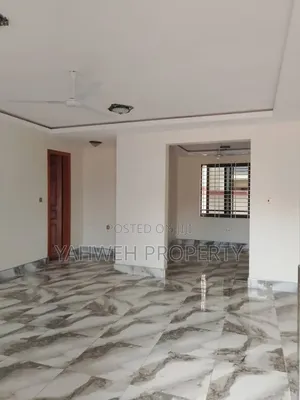 2bdrm Apartment in Sakumono, Baatsona Total for rent