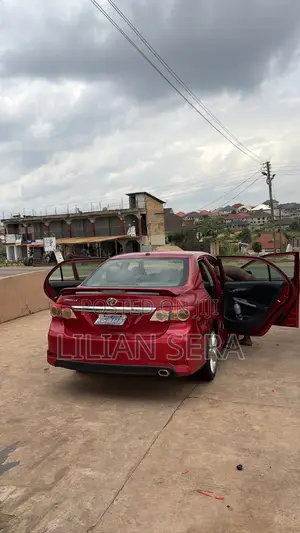 Toyota Corolla S Special Edition 4dr Sedan (1.8L 4cyl 4A) 2013 Red
