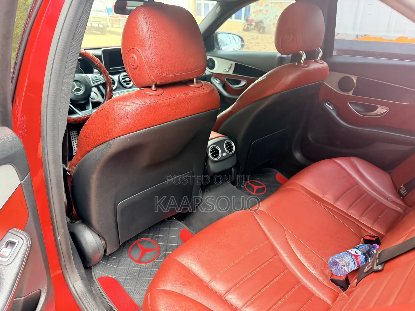 Mercedes-Benz C300 2018 Red