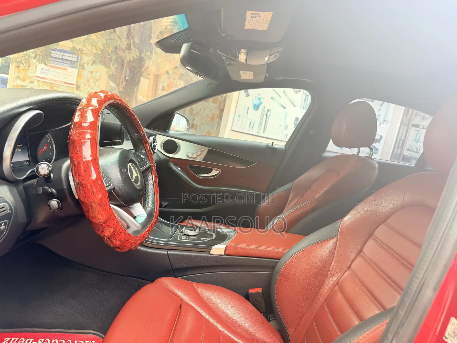 Mercedes-Benz C300 2018 Red