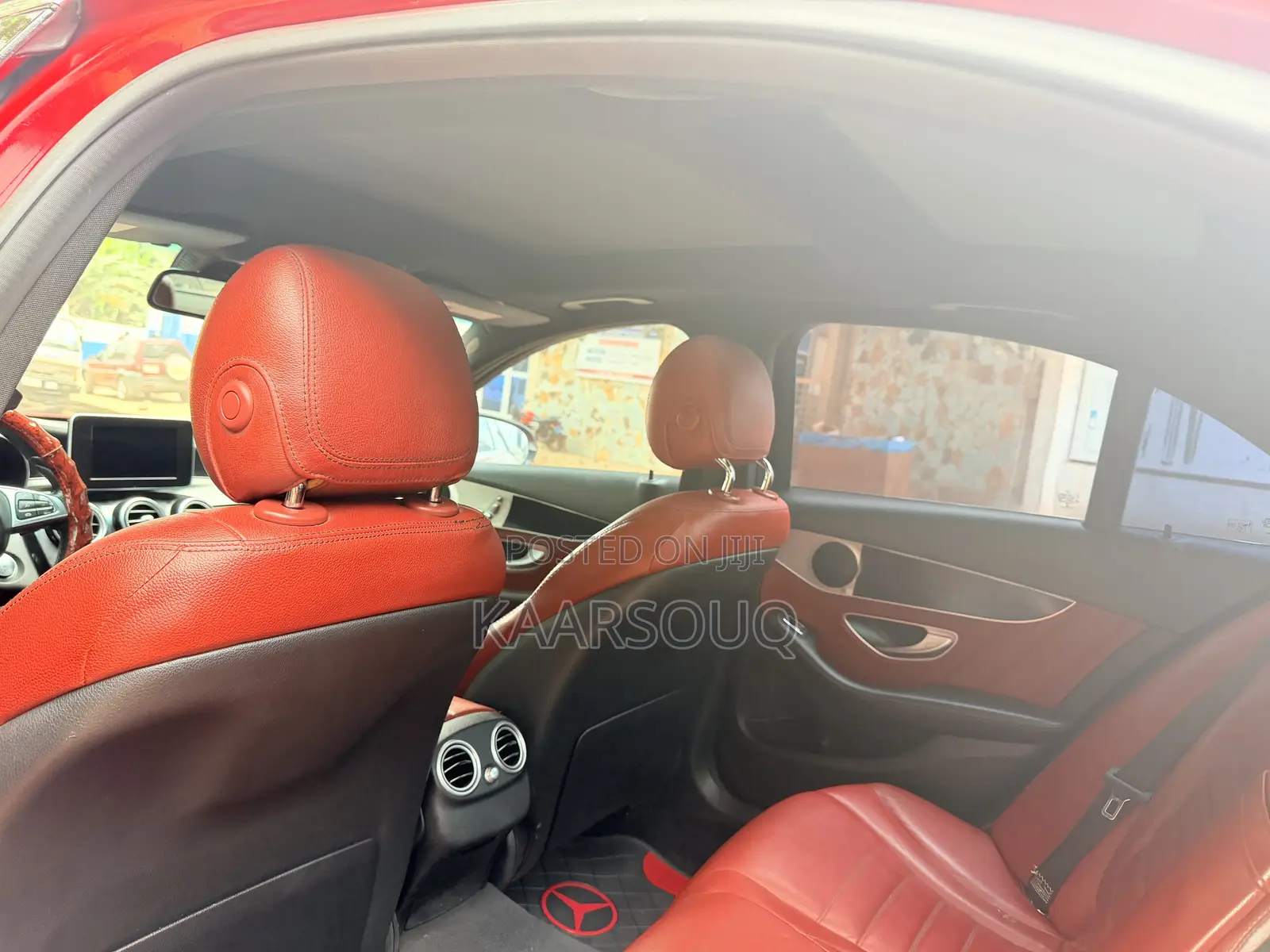 Mercedes-Benz C300 2018 Red