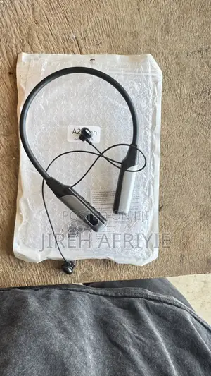 Wireless Neckband Earphones